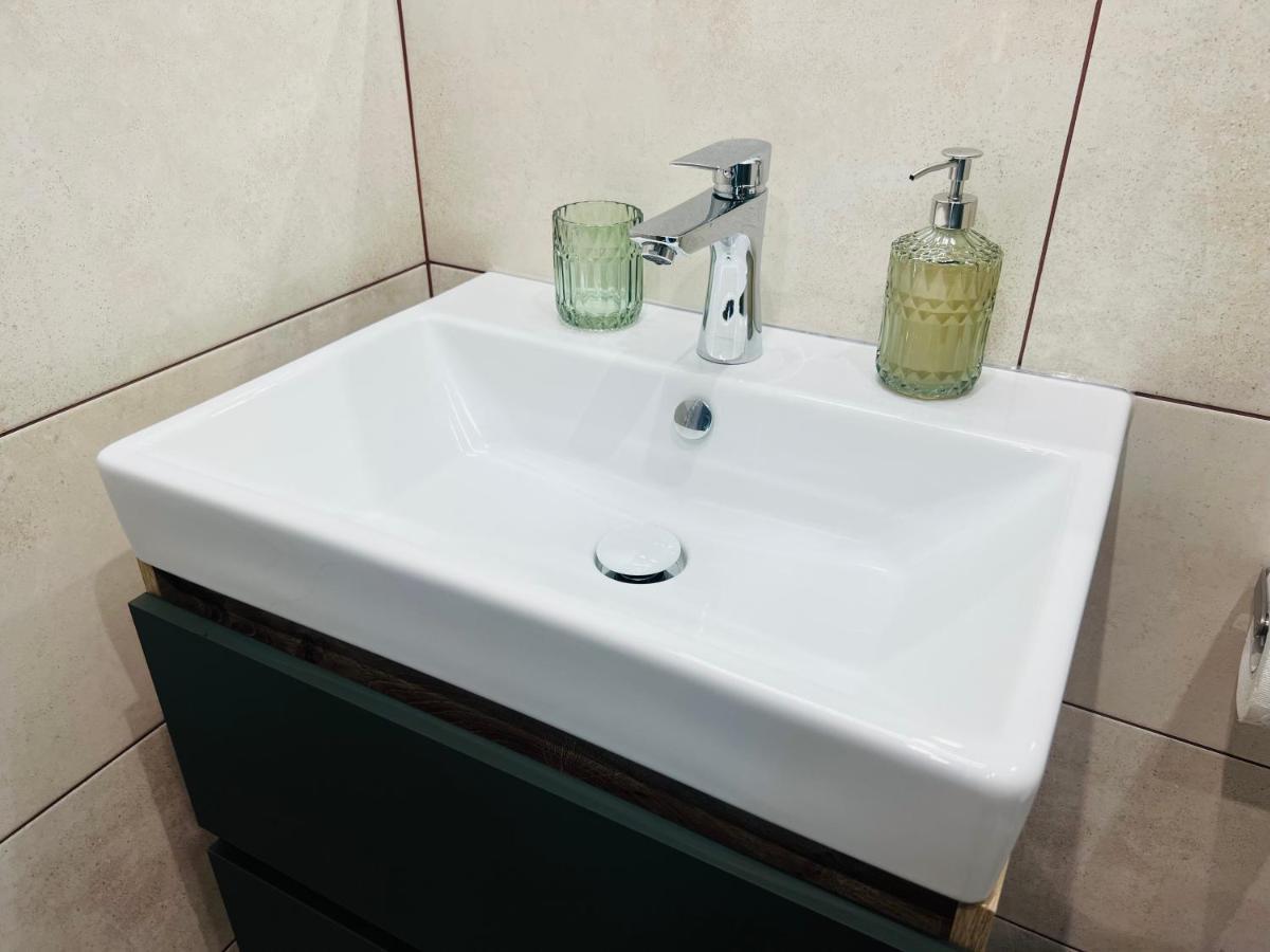 Mare E Monti Apartments 卡托维兹 外观 照片
